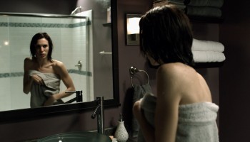 Christy-Carlson-Romano_-_Mirrors-2-2010-1080p-Blu-ray-Remux-NCS-012